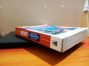 ARIHANT Neet Objective Chemistry
