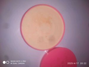 Huda Beauty Compact