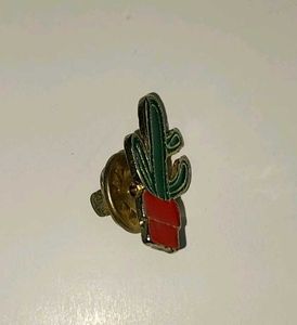CACTUS ENAMEL PIN