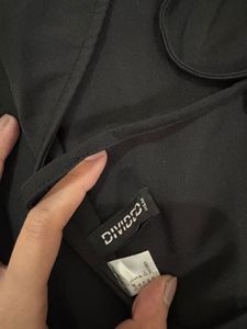 H&amp;M Stylish Black Crop Top