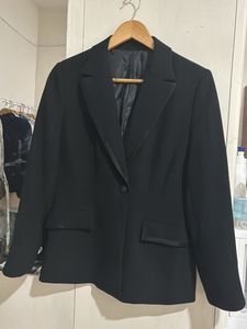 Black Blazer - Stylish & Chic
