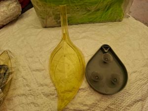 Vintage Yellow Leaf Dish