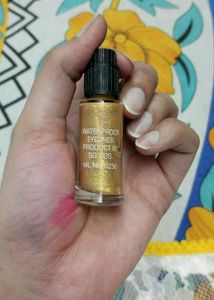 Golden Eyeliner