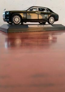 SEXY ROLLS ROYCE MODEL CAR FOR SALE