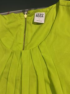 Vero Moda Green Top Large Size