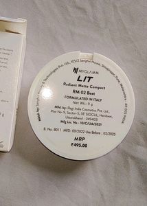 Myglamm LIT radiant Matte Compact Powder 🏷️