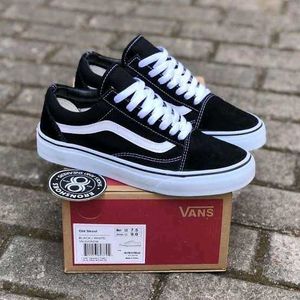 Vans Old Skool Black & White - Classic Sneakers
