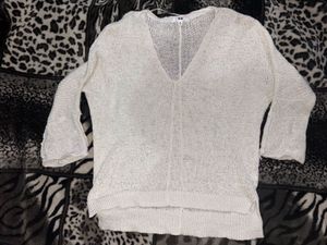 Elegant Knit V-Neck Top