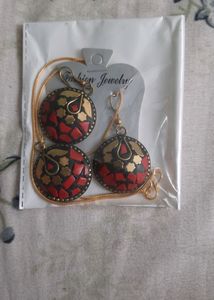 *Combo* Pendant And Pearl Set