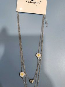 Daisy Charm Layered Necklace