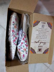 Embroidered Ethnic Flats