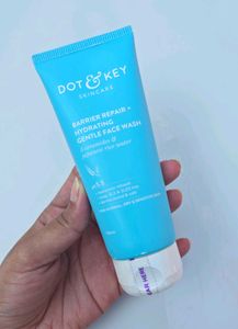 Dot &amp; Key Barrier Repair Facewash