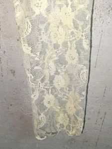 Ladies See-through Fashion Lace Top