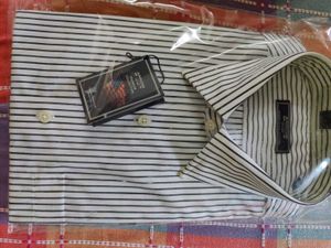 Arrow Men&#39;s Shirt, New With Tag, 42&#34;
