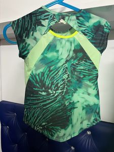COMBO Decathlon tank top and Tshirt