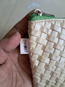 Woven look Pouch