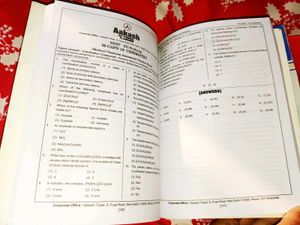 Aakash M-CAPS Class XI &amp; XII