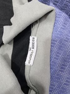 Comfortable Regular Black and Grey T-shirt 👕