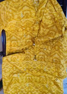 Collar Neck Kurta With Mirror Work