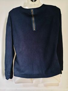 🎄Buy 1, Get 1 Free🎁Navy Blue Knit Sweater M/ L