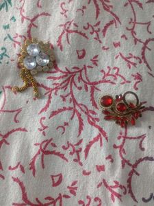 Brooch set