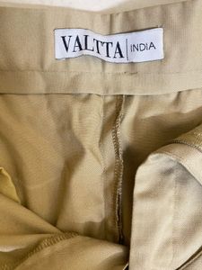 Valtta Khaki Straight Skirt