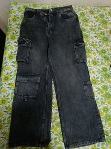 Black Newme Cargo