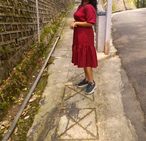 Burgundy Midi Dress with Ruffle Hem