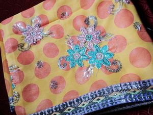 Women Saree With Stiched Blouse