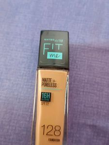 MAYBELLINE FIT ME MATTE+PORELESS foundation