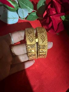 Gold-Plated Bangle Set