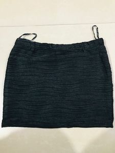 Elegant Black Textured Mini Skirt – Atmosphere®️