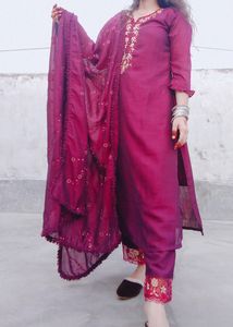 Pakistani Suit Set/Party Kurti Set