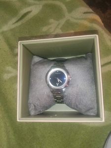 Van Heusen Box
