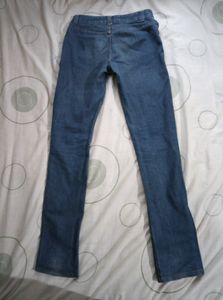 Navy Blue Jeans Pant 28/30 Not Fitting To Me