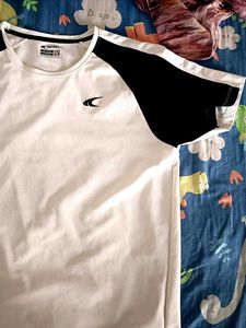 Sport T-shirt - Black and White