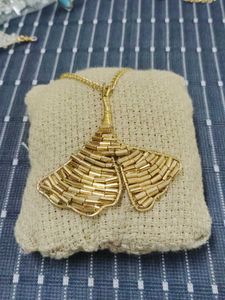Leaf Pendant Necklace