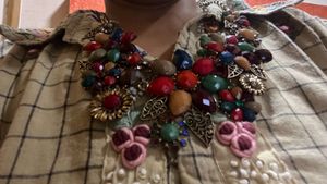 Mukticolour Neck piece