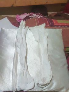 Women&#39;s White Socks