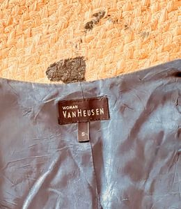 Van Huesen - Gray Fitted Vest size S
