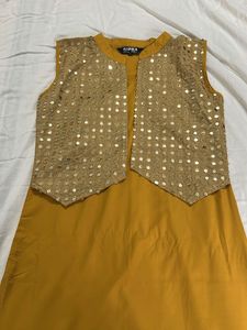 Napra Women's Crepe Kurta