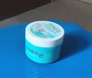 Ponds Light Moisturizer 🧴Non -Oily Fresh Feel✨