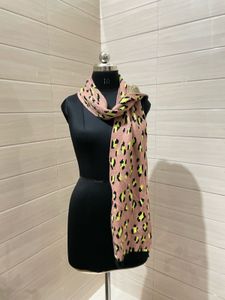 french connection imported scarf 🧣