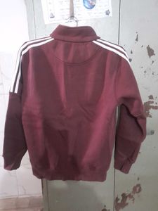 Comfortable maroon Joggers M size