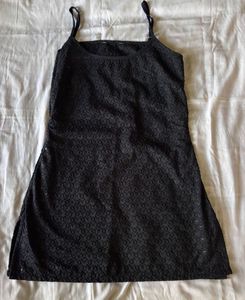 BLACK CHINKANKARI SHORT STRAP KURTI🎀🖤