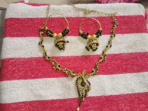 Gold & Black Beaded Jewelry Set