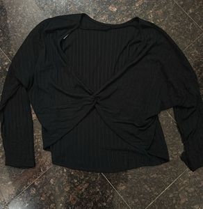 Black Long Sleeve Top (stylish cutout back)