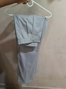 Stylish Van Heusen Thrifted Pants Gem 🎉👖