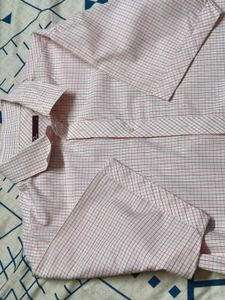 Men Pink Checks Regular Fit Half Sleeve Shirt