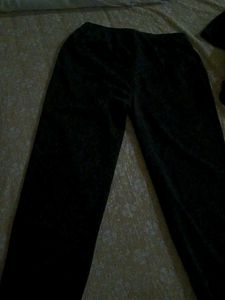 Antrue Black Joggers